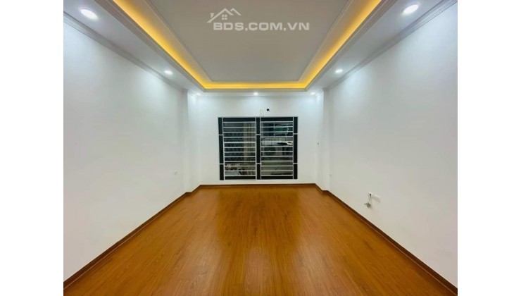 Siêu phẩm Trường Chinh 40m2x5t giá 4,2 tỷ Lh 0858663364